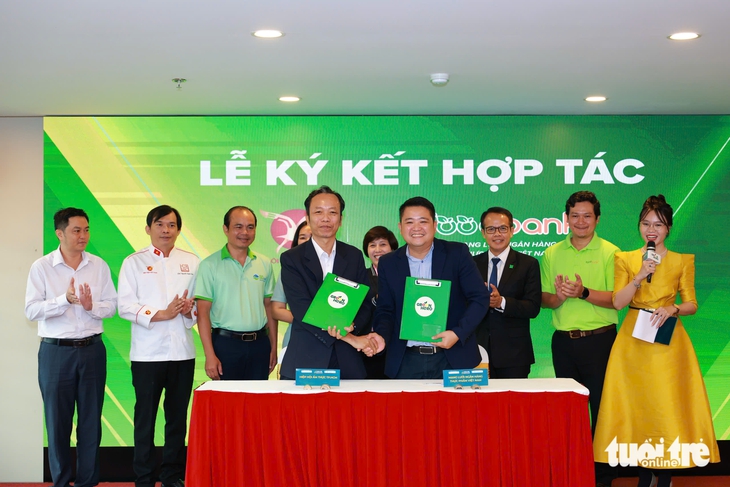 Dân Việt hoang phí gần 4 tỉ USD do bỏ thực phẩm còn dùng được - Ảnh 1.