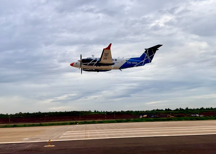 Phân chia khai thác sân bay Long Thành và Tân Sơn Nhất theo hai giai đoạn - Ảnh 1.