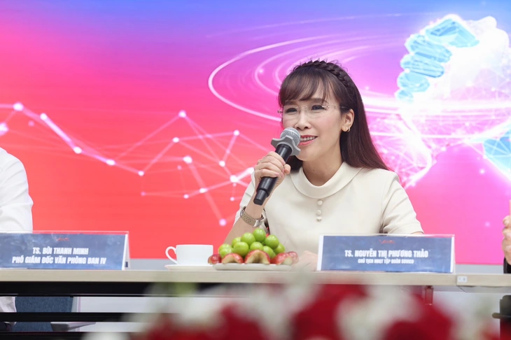 Tỉ phú Nguyễn Thị Phương Thảo kể chuyện hậu trường 100 ngày 'giải cứu' HOSE - Ảnh 1.