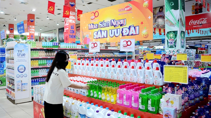 SATRA vào Top 10 công ty bán lẻ uy tín năm 2025 - Ảnh 1.