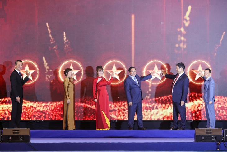 Thủ tướng 'đặt hàng' doanh nhân Việt ba cùng, ba tiên phong, hai lớn mạnh - Ảnh 1.