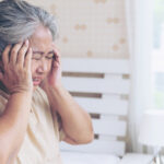 Thông gia nghèo đi chăm con gái đẻ, nhận cái kết ê chề vì một câu ‘lỡ miệng’