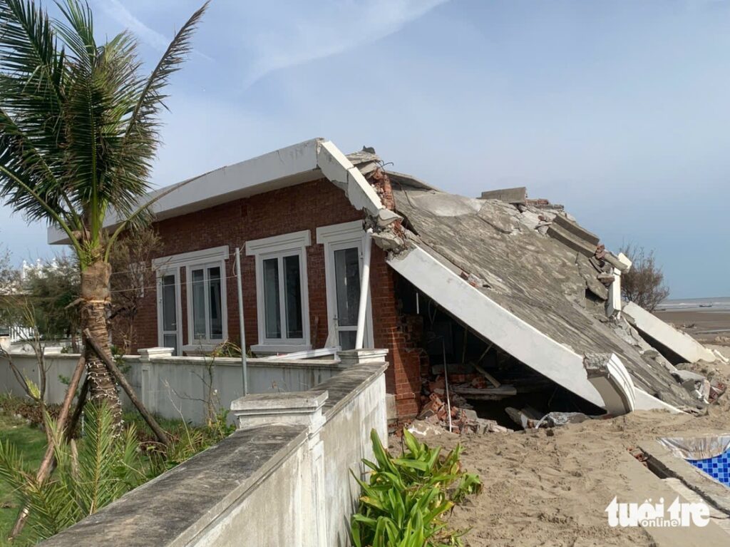 Lập đoàn kiểm tra tại dự án có nhiều căn villa hư hỏng sau bão - Ảnh 1.