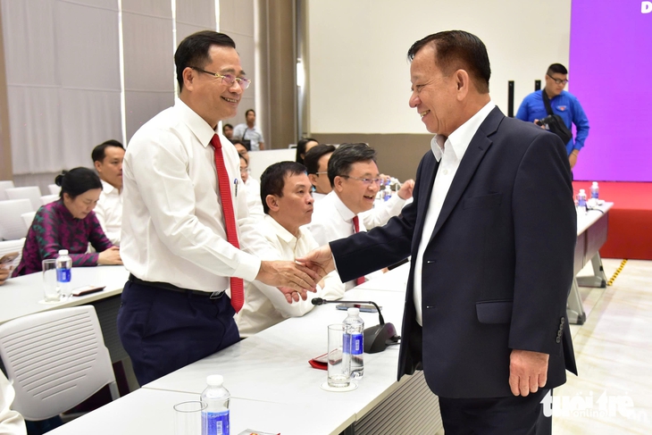 TP.HCM mời gọi doanh nghiệp chung sức làm kinh tế mạnh, dựng an sinh vững - Ảnh 1.