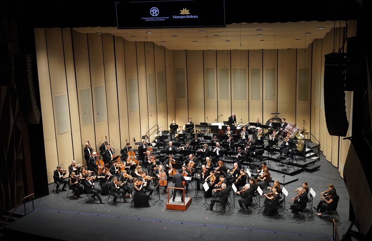 Vietnam Airlines - Ảnh 1.