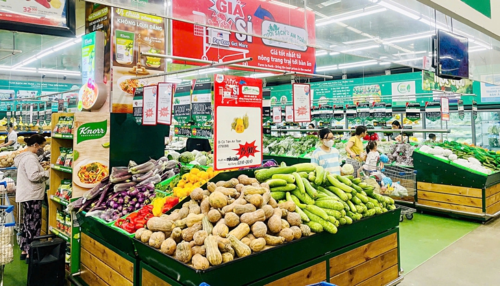 Tăng cung ứng hàng thiết yếu đến người dân vùng lũ - Ảnh 1. Các hệ thống bán lẻ nói về tăng cung ứng hàng thiết yếu đến người dân vùng lũ - Ảnh 1.