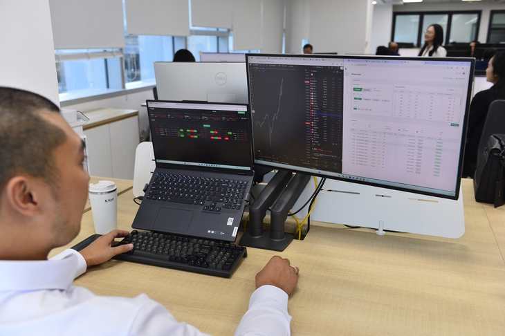 chứng khoán - Ảnh 1.