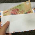 Cầm 200 nghìn đi đám giỗ, thông gia nghèo bất ngờ khi gia chủ trả lại phong bì